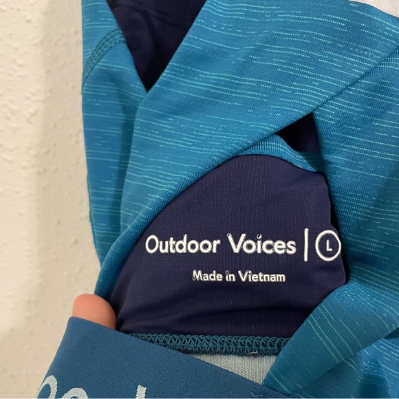 Outdoor Voices Apex Bra in Gulf - Blue Two Tone Heathered Sports Bra - Picture 8 of 14